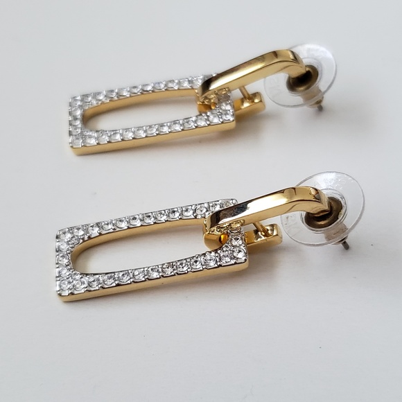 Swarovski Crystal White Round Cut Gold Tone Plate Drop Earrings - Picture 3 of 6
